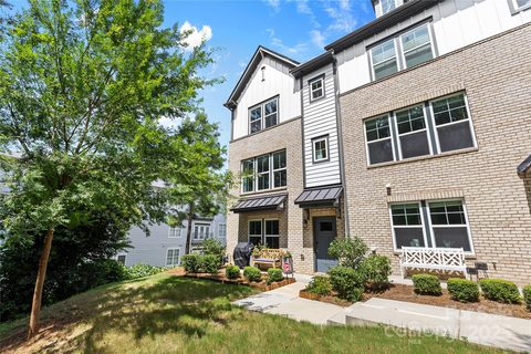 621 Tudor Park Way sold townhome in Wendwood Terrace, Charlotte, NC