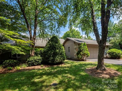 10 Clubside Drive