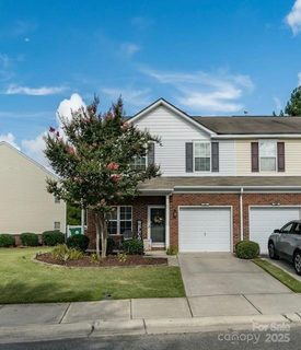 107 Azteca Drive sold home in Wendover At Curry Place, Matthews, NC