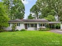 422 Hillcrest Circle sold home in Hendersonville, SC