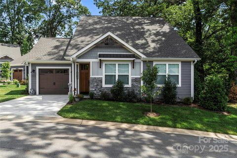 107 Coralroot Lane sold home in Laurelwood Village, Arden, NC