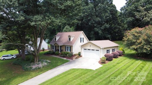231 Castle Creek Road sold home in Kingswood Estates, Statesville, NC
