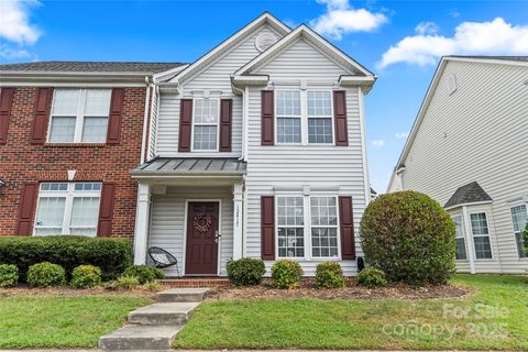 12417 Blossoming Court sold home in Garden Oaks, Charlotte, NC
