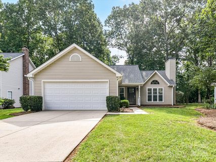 4222 Huntmeadow Drive sold home in Turnberry, Charlotte, NC