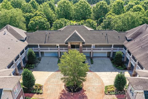 8925 Rosalyn Glen Road sold home in Edinburgh Square, Cornelius, NC