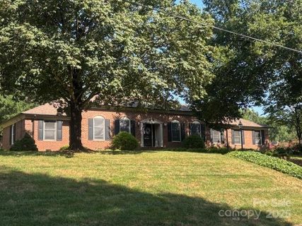 1201 Colonial Drive sold home in Melchor Heights, Albemarle, NC