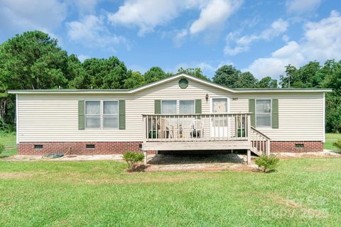 A home in Hazelwood Farms