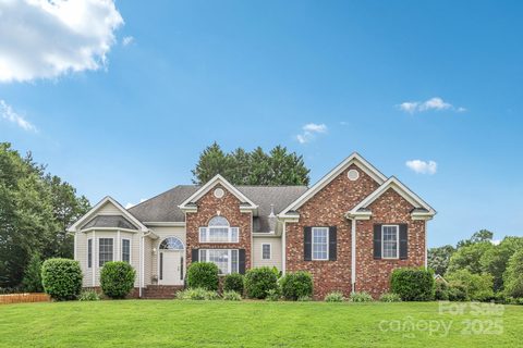 2229 Planters Court sold home in Rollingwood, Rock Hill, SC