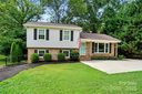 6208 Colchester Place sold home in Charlotte, SC