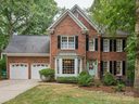 423 Shrewsbury Lane sold home in Matthews, SC