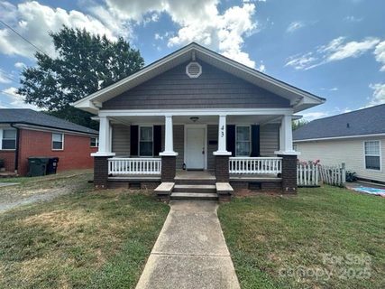 43 Douglas Avenue sold home in Aurora Highlands, Concord, NC