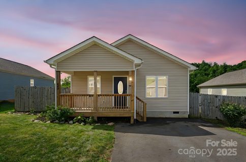 465 Quinn Hill Lane sold home in Rock Creek Village, Mars Hill, NC