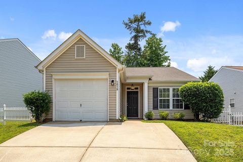 2618 Oasis Lane sold home in Belmeade Green, Charlotte, NC