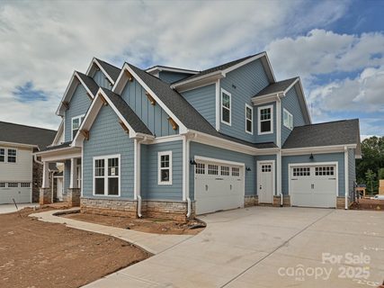 13722 Glennmayes Drive sold home in Coventry Glen, Huntersville, NC