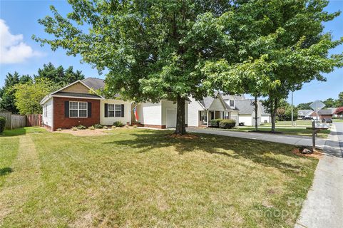 407 Riverwalk Drive sold home in Riverwalk, Concord, NC