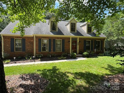 1010 Thornsby Lane sold home in Somersby, Matthews, NC