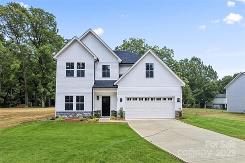 205 Henderson Circle