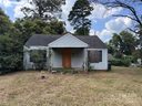 100 S Gardner Avenue sold home in Charlotte, SC