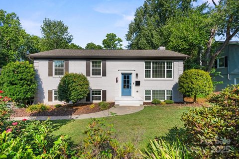 4816 Fairheath Road sold home in Laurelwood, Charlotte, NC