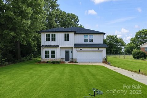 802 Patricia Avenue sold home in Harrisburg Park, Harrisburg, NC