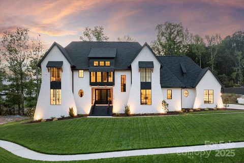 114 Pecan Cove Lane sold home in Twin Lakes, Matthews, NC