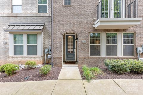 1224 Madison Towns Lane sold townhome in Townes At Montford Park, Charlotte, NC