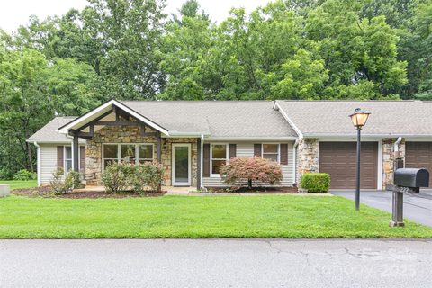 222 Rocky Mountain Way sold townhome in The Hills At Averys Creek, Arden, NC