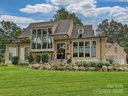 2700 Wintergreen Drive sold home in Charlotte, SC