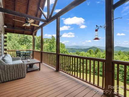 537 Summit Parkway sold home in The Summit, Bostic, NC