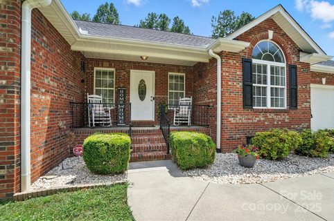 7288 Pine Ridge Drive sold home in Sandpiper Bay, Denver, NC