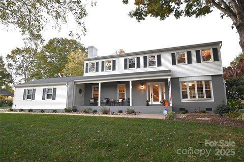 2602 Birdie Lane