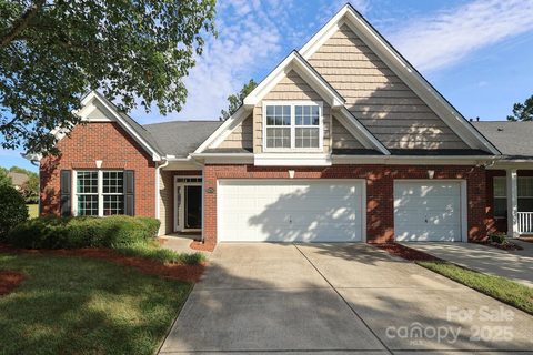 6250 Meadow Glen Lane