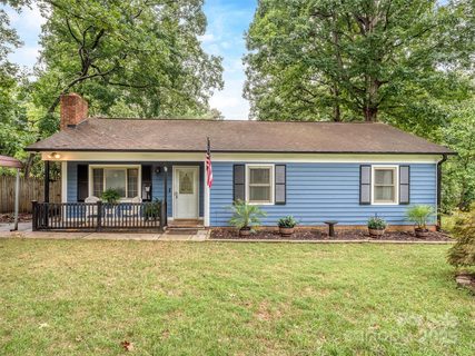 2328 Woodfield Circle sold home in Country Acres, Gastonia, NC