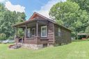 415 E Patterson Street sold home in Hendersonville, SC