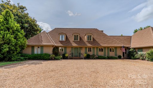 144 Silver Fox Lane sold home in Red Fox, Tryon, NC