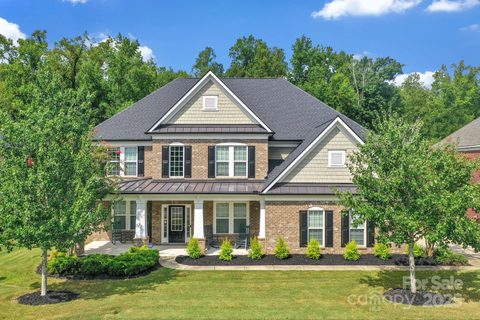 10604 Waxhaw Manor Drive sold home in The Chimneys Of Marvin, Waxhaw, NC