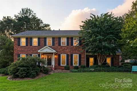 121 Pallisades Court sold home in Monterey Landing, Mooresville, NC