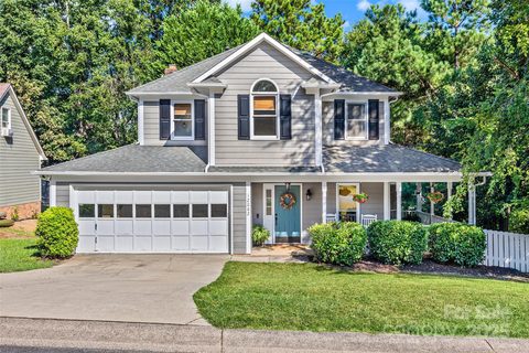 12082 Spinnaker Drive sold home in Heron Harbor, Tega Cay, SC