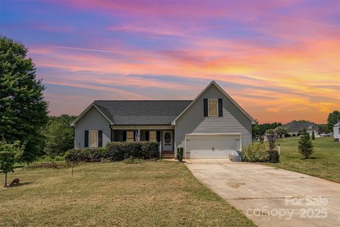 409 Delview Drive sold home in Dewey Beam Estates, Cherryville, NC