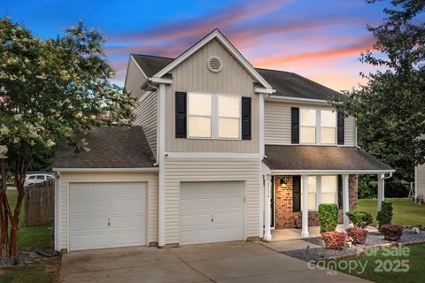 1136 Hunter Street sold home in Valleybrook, Statesville, NC