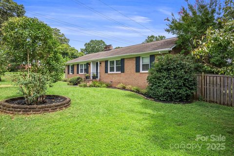 1301 Ann Street sold home in Rolling Hills, Monroe, NC