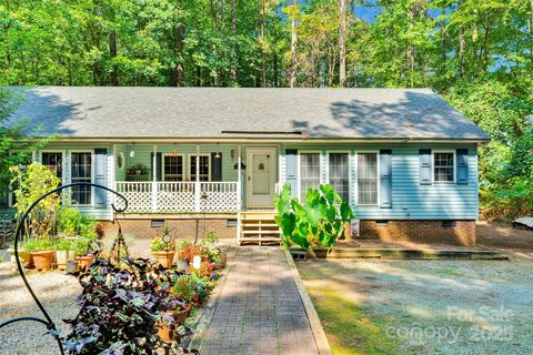 1485 Forest Ridge Drive sold home in Forest Ridge, Stanley, NC