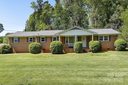 2218 Woodcrest Drive sold home in Kannapolis, SC
