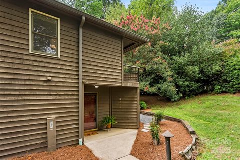 3516 Colony Crossing Drive sold home in Colony Crossing, Charlotte, NC