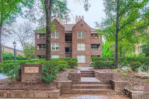 2220 Roswell Avenue