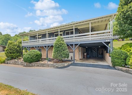 30 Onyx Lane sold home in Stoney Ridge, Maggie Valley, NC