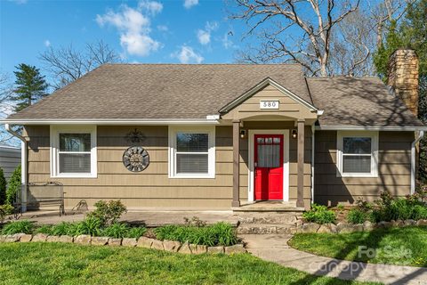 580 Maple Street sold home in Brevard - City, Brevard, NC