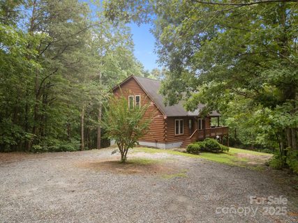 664 Sweetbriar Road sold home in Sweetbriar Farms, Lake Lure, NC