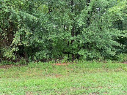 6918 My Ladys Way sold lot in Queens Gate, Waxhaw, NC