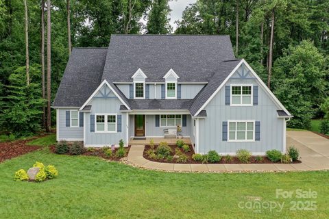 138 Waterbury Drive sold home in Northington Woods, Mooresville, NC